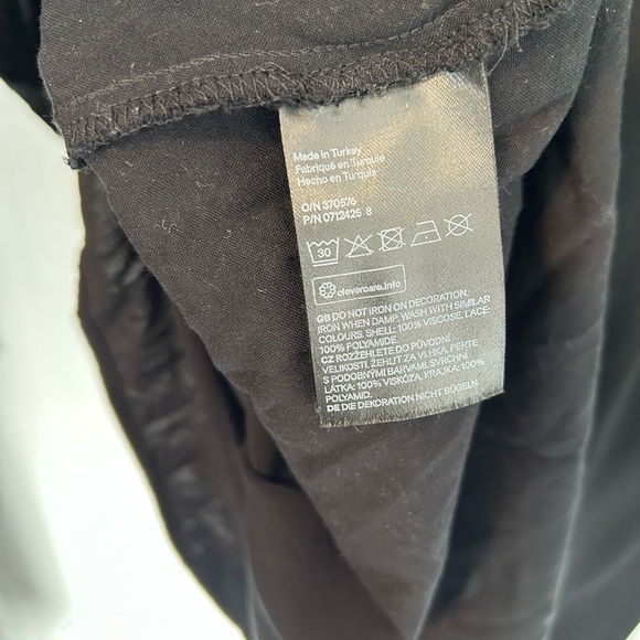 Elegant Black Lace Women's Top - Picture 4 of 5